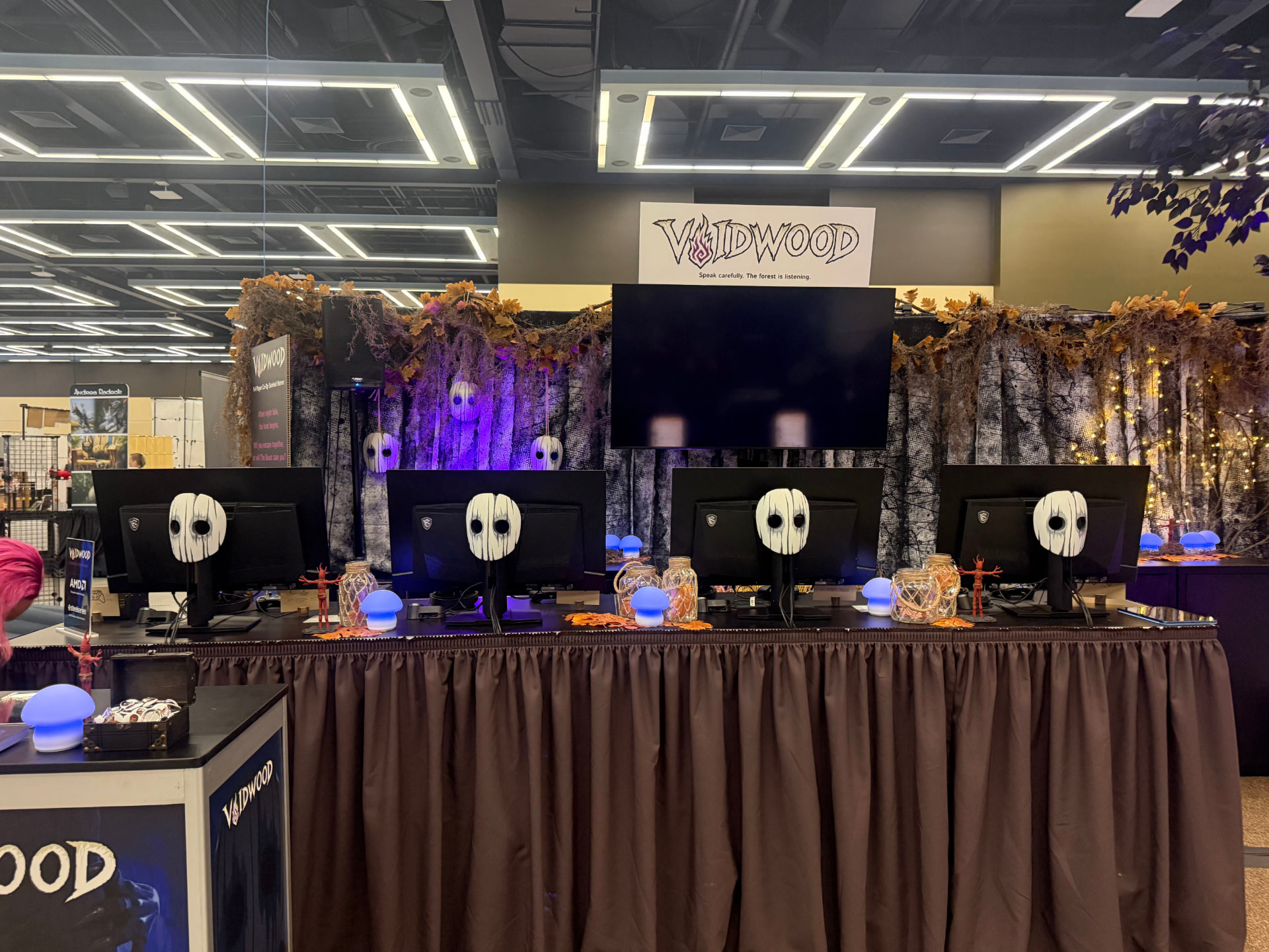 Four Voidwood demo stations ready for PAX West players